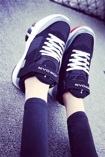 美公主蘑菇街優(yōu)店 女性專屬運(yùn)動(dòng)鞋，演繹戶外時(shí)尚新潮流